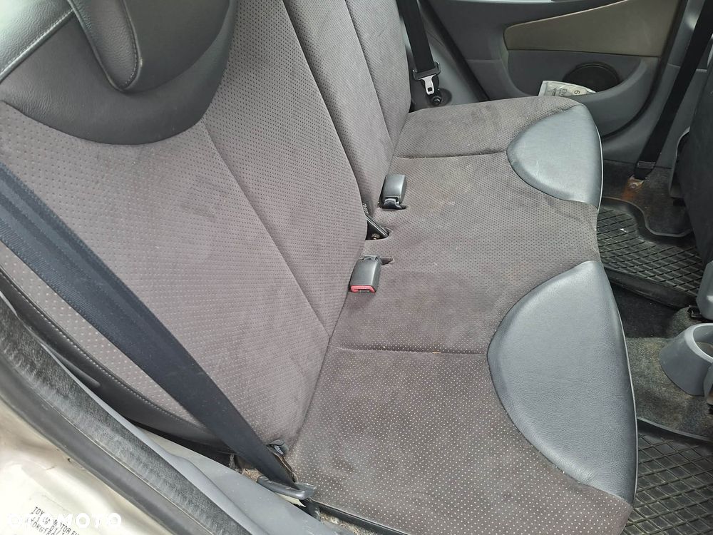 Toyota Aygo Standard - 15