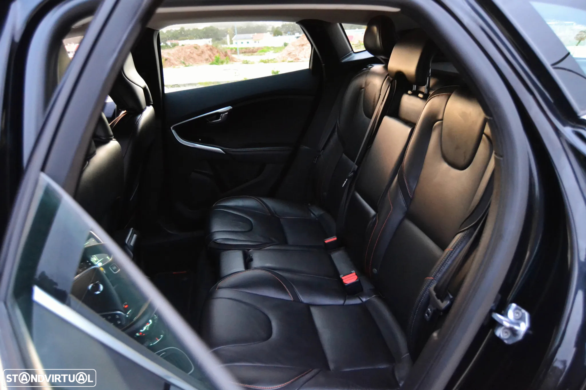 Volvo V40 2.0 D2 VOR - 15