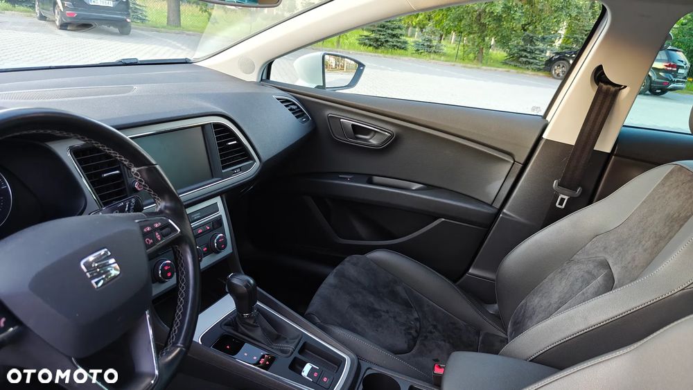 Seat Leon 2.0 TDI DPF Start&Stop DSG Style - 25