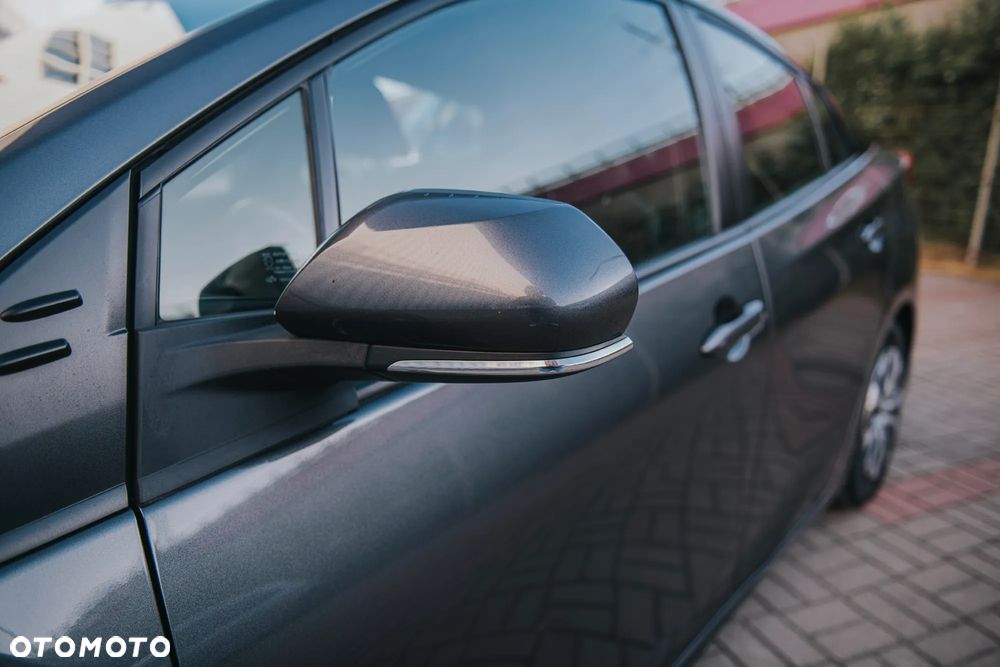 Toyota Prius 1.8 Hybrid Executive - 16