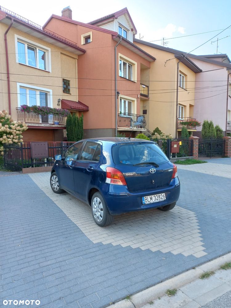 Toyota Yaris - 3