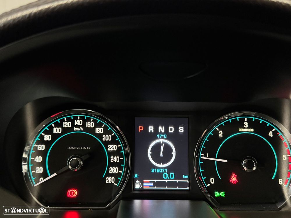 Jaguar XF Sportbrake 2.2 D R-Sport - 39