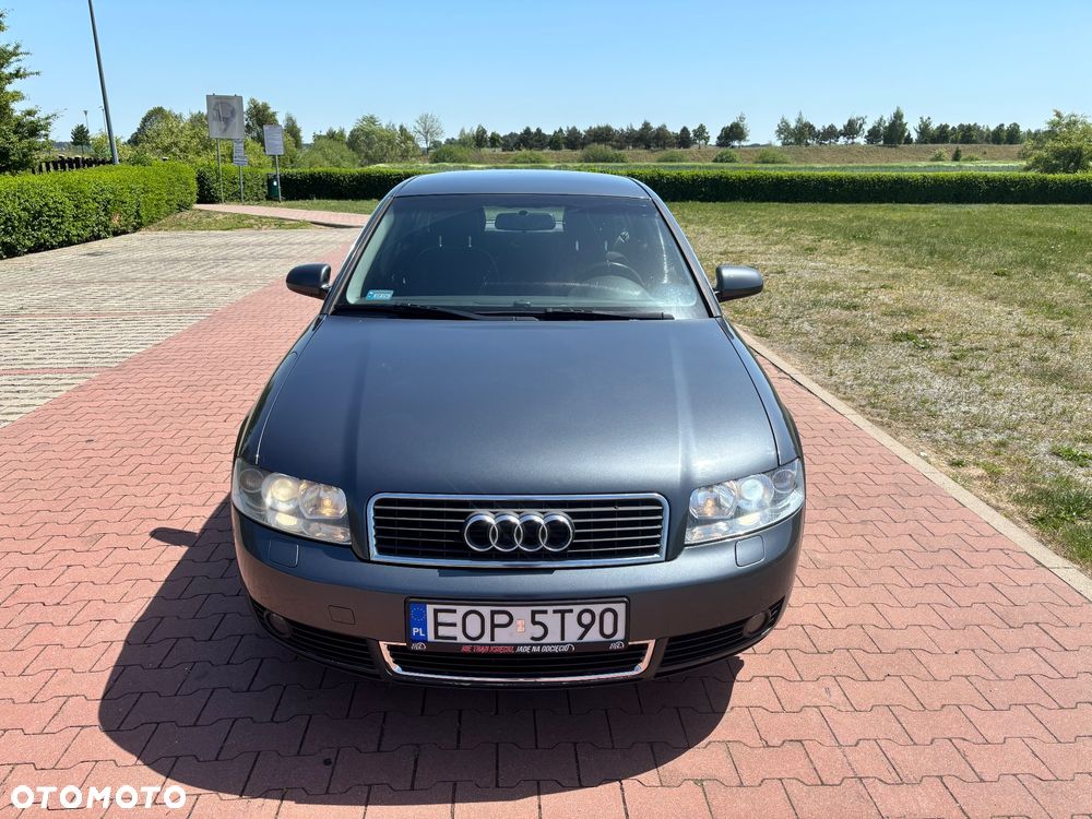 Audi A4 Limousine 1.8T - 8