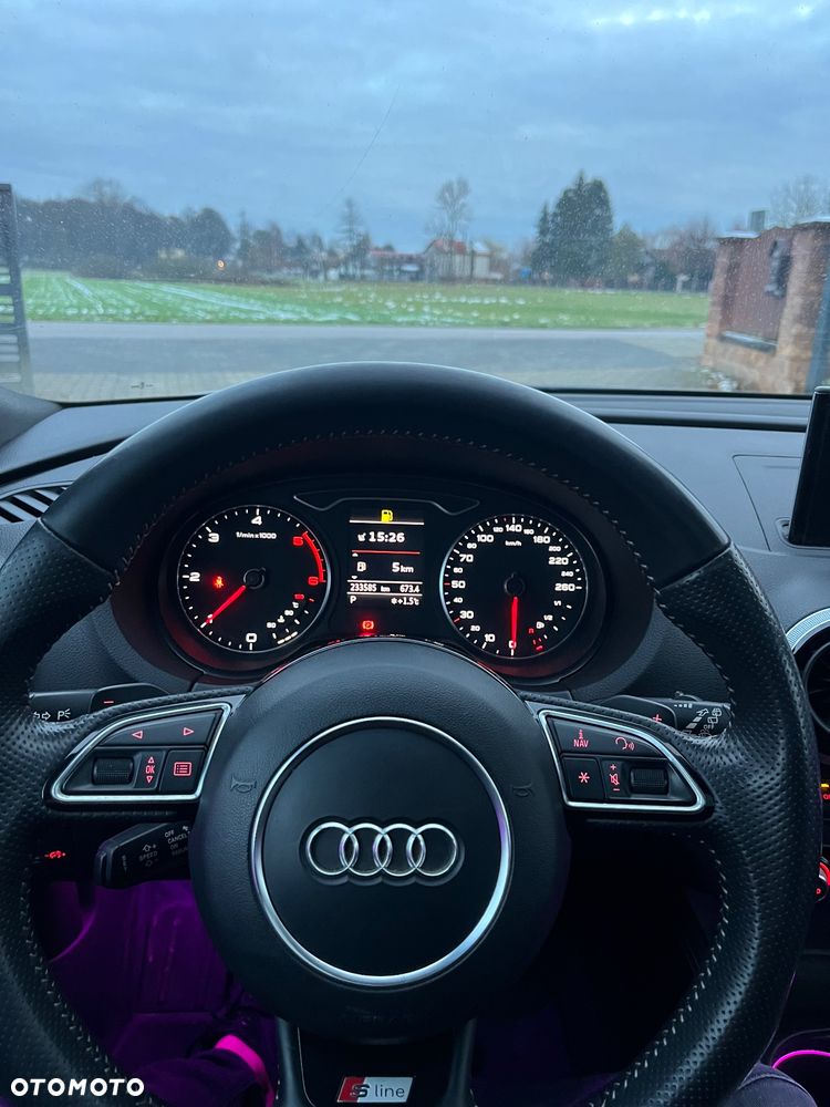 Audi A3 Sportback 2.0 TDI S tronic S line Sportpaket - 17