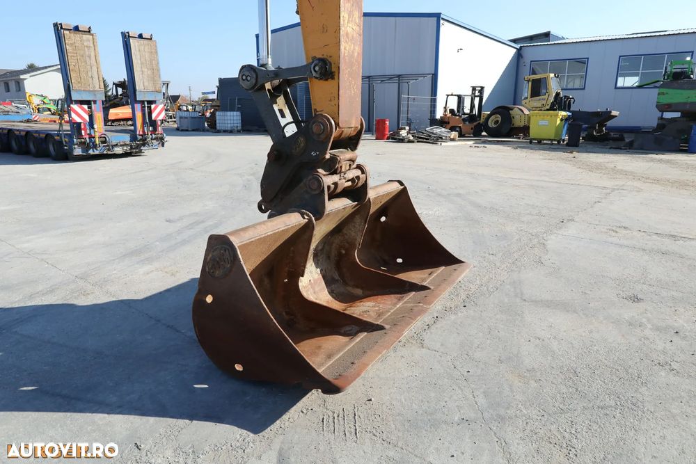 Liebherr R922 LC - 7