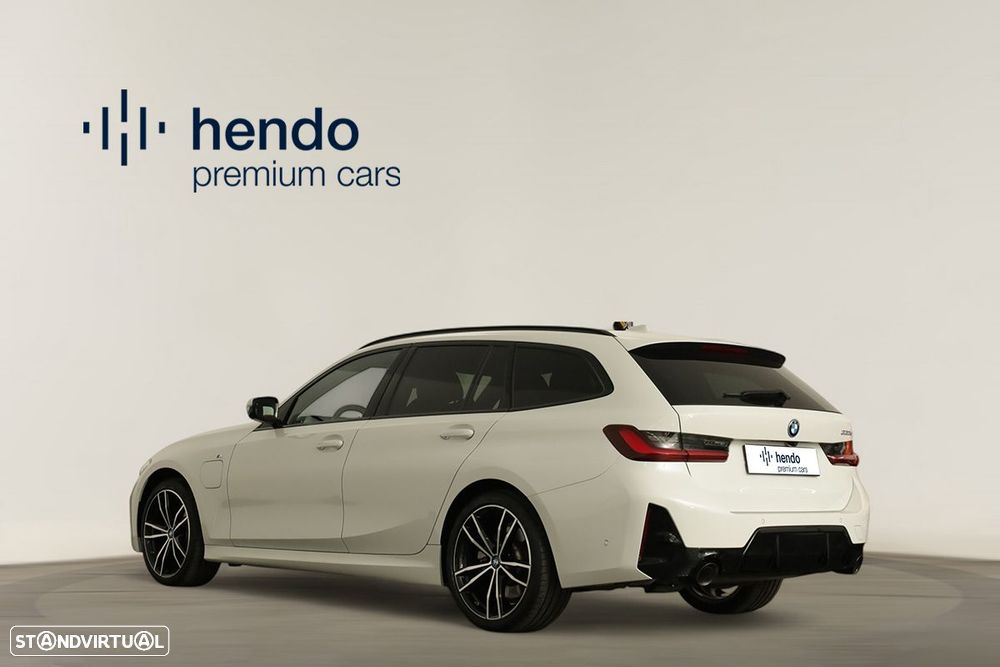 BMW 330 e Touring Pack Desportivo M Auto - 4