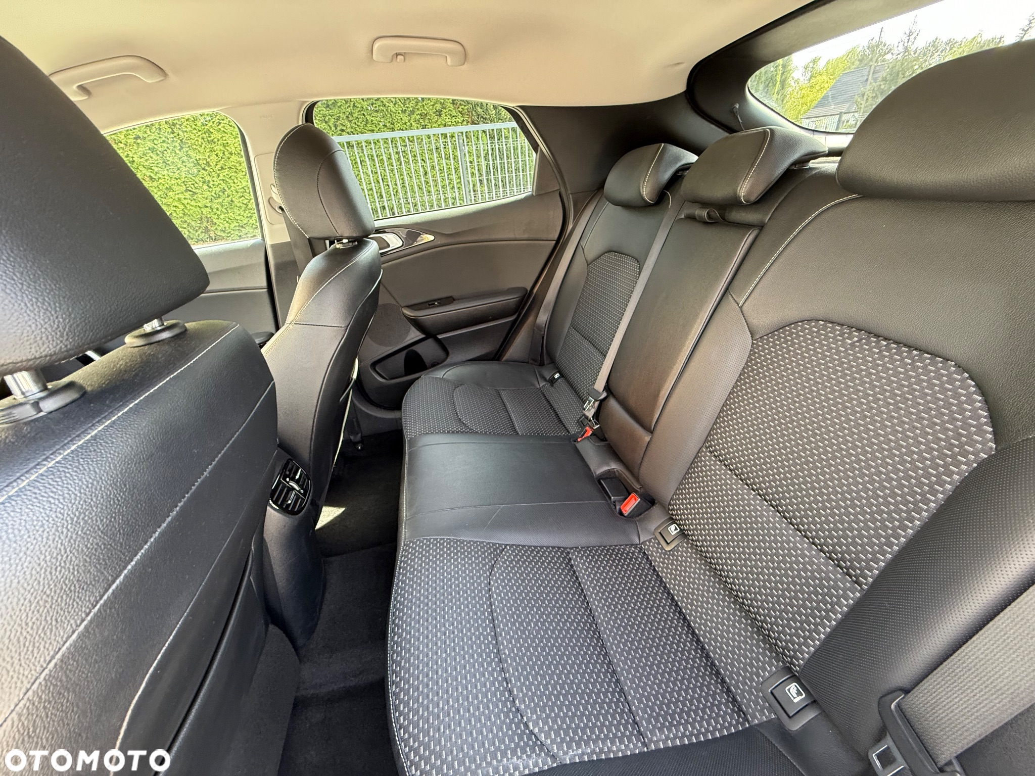 Kia XCeed 1.6 CRDi mHEV Prestige Line DCT - 11