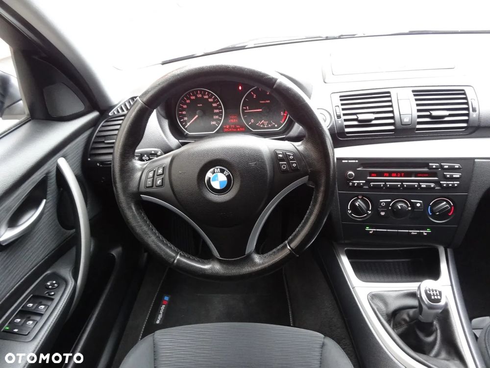 BMW Seria 1 118d DPF Edition Sport - 17