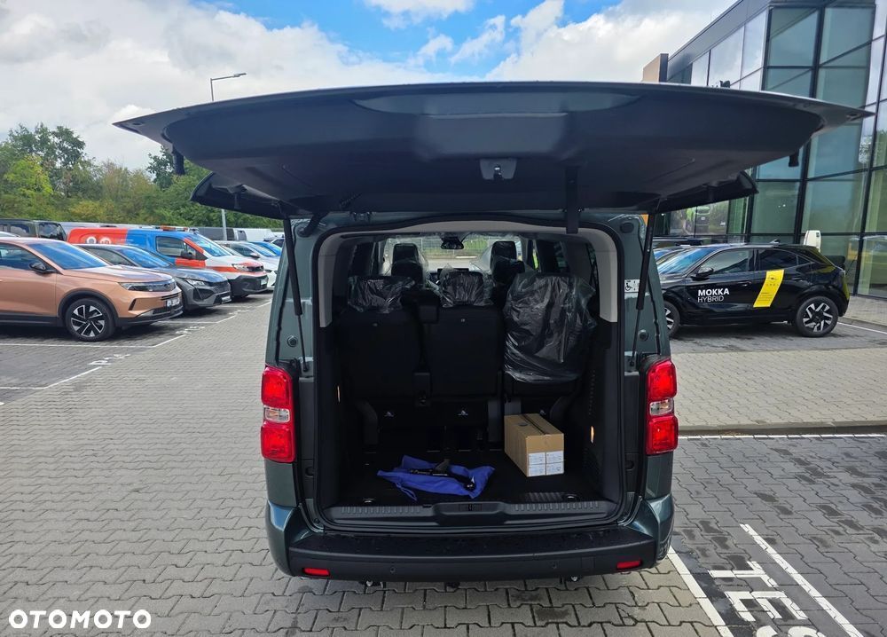 Peugeot Traveller 2.2 BlueHDi Long Business VIP EAT8 - 10