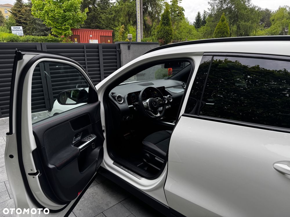 Mercedes-Benz GLA 200 AMG Line - 5
