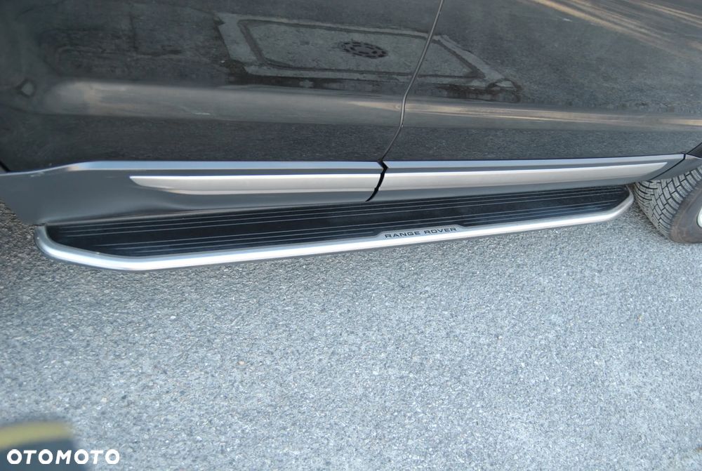 Land Rover Range Rover Evoque D150 R-Dynamic SE - 38