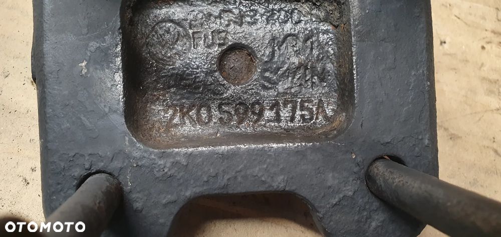 Uchwyt mocowanie cybant resora prawy lewy VW Caddy III Lift 2K0599175A - 6