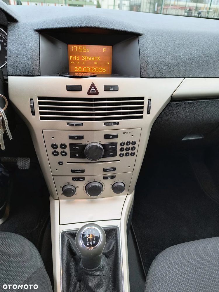 Opel Astra 1.7 CDTI - 8