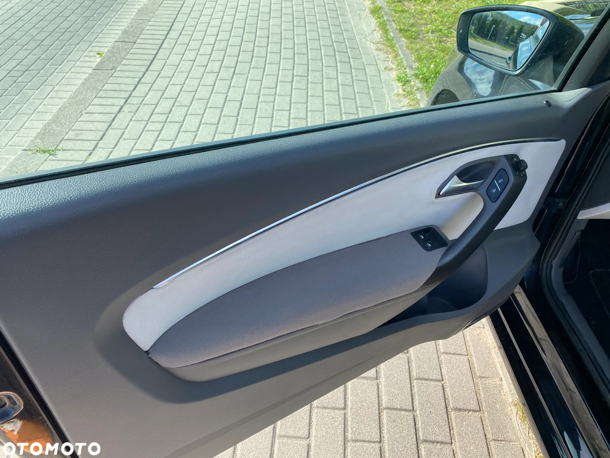 Volkswagen Polo 1.4 TDI (Blue Motion Technology) Comfortline - 14