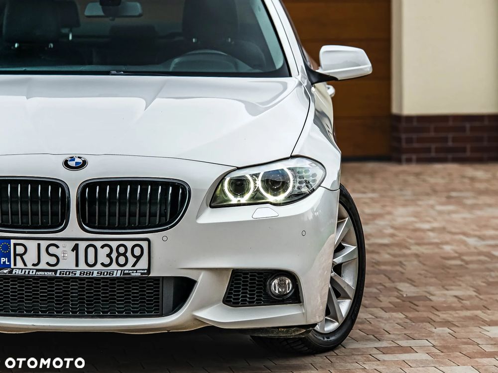 BMW Seria 5 520d Sport-Aut - 30