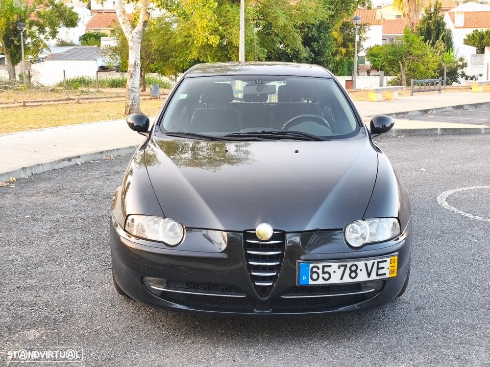 Alfa Romeo 147 1.6 TS - 2