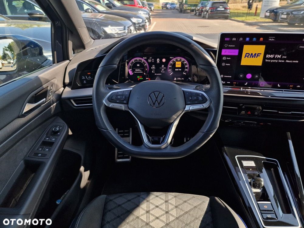 Volkswagen Golf - 19