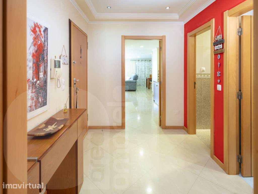 Viva com Espaço: Apartamento T2 + 1 com Terraço Ideal para Lazer, A... - Grande imagem: 2/20