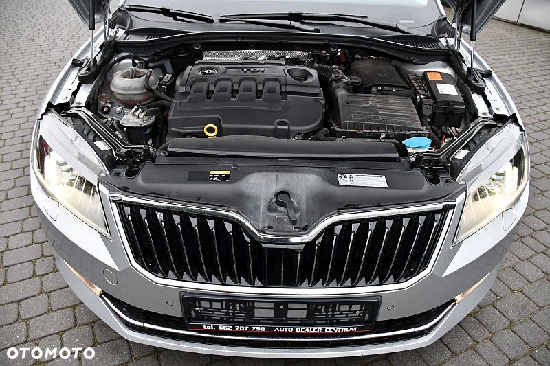 Skoda Superb 1.6 TDI DSG Style - 38