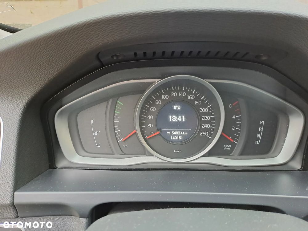 Volvo S60 D3 Drive-E Momentum - 8