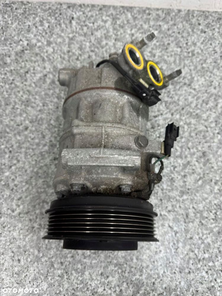 sprężarka kompresor klimatyzacji volvo v40 ii 2012-2018r 31348965 2.0 d - 1