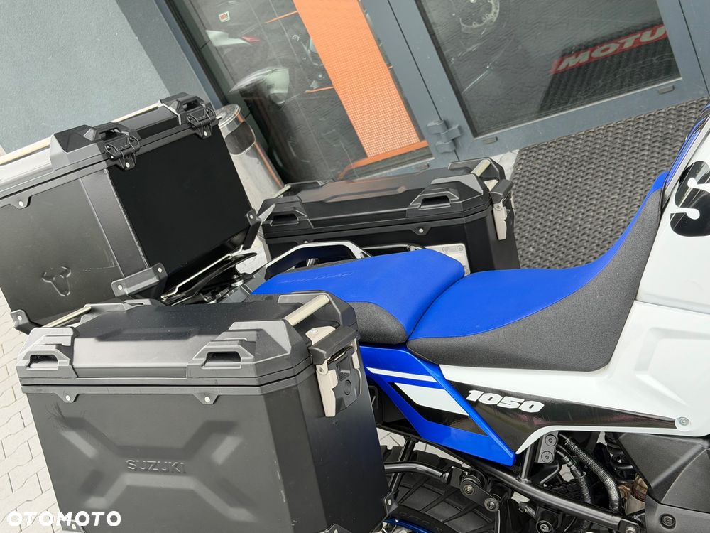 Suzuki V-STROM - 13