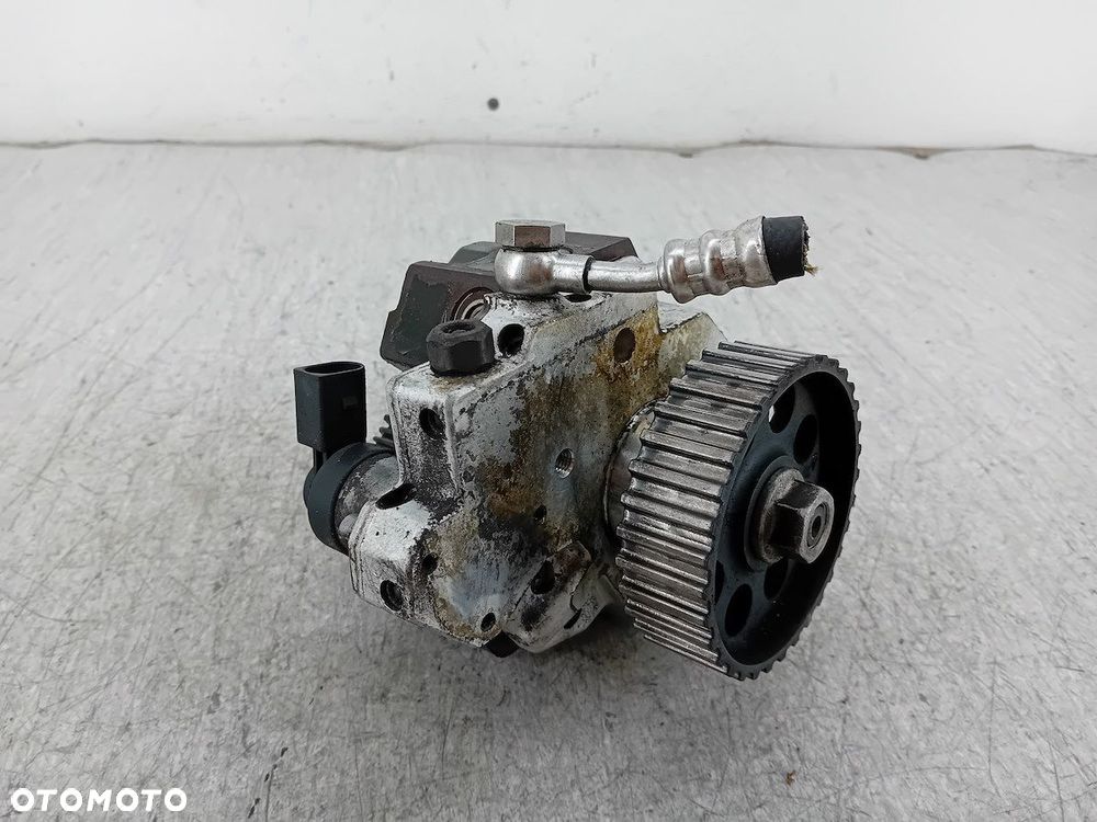 POMPA WTRYSKOWA VW CRAFTER 2.5 TDI - 5