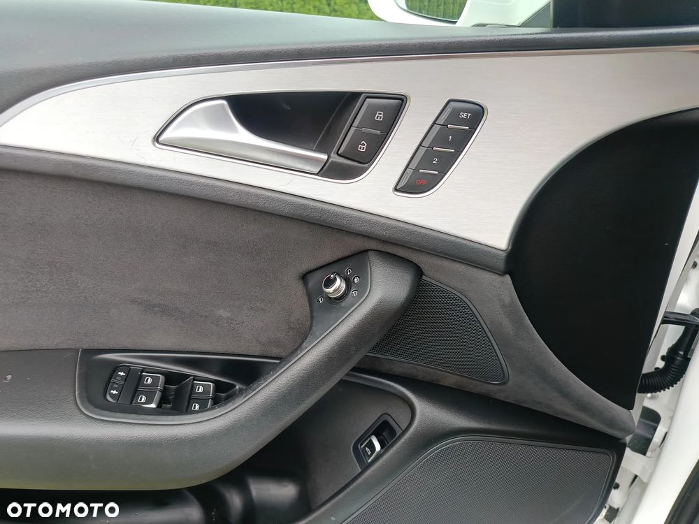 Audi A6 Avant 3.0 TDI quattro S tronic - 26