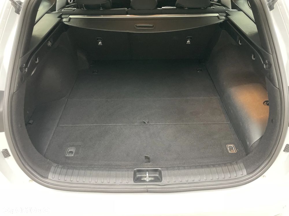 Kia Ceed 1.6 GDI PHEV L DCT - 17