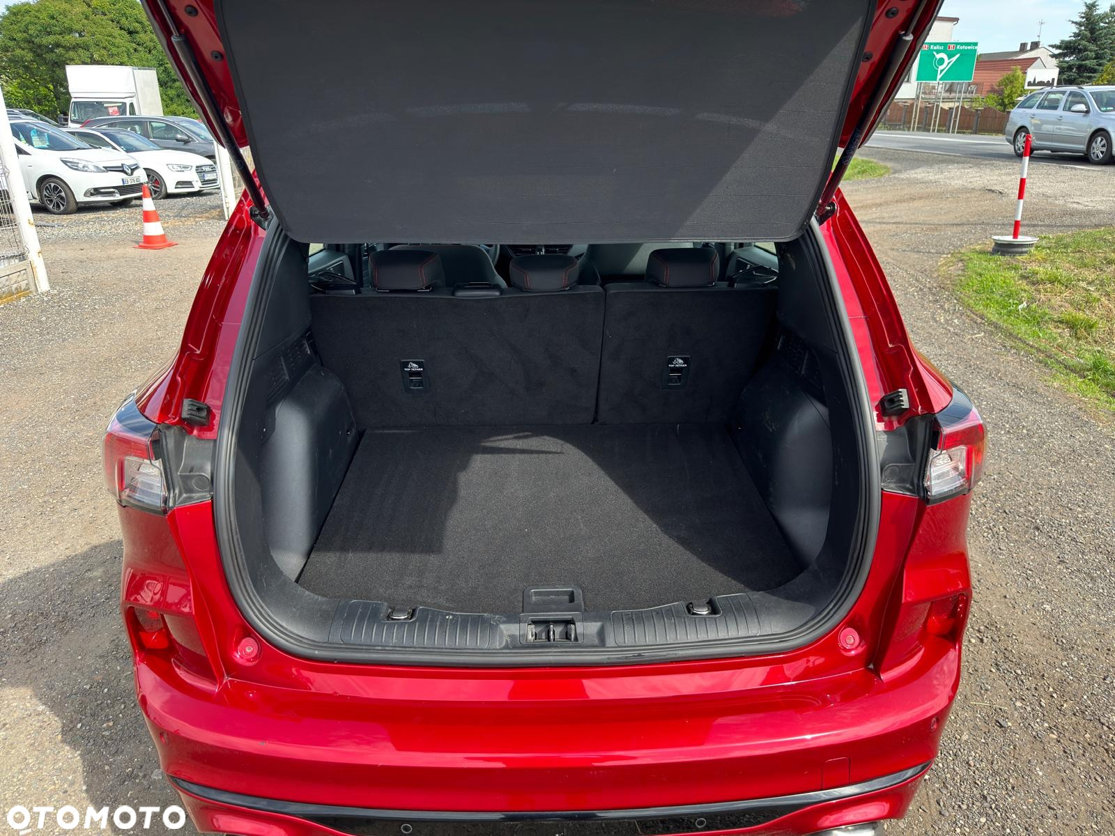Ford Kuga 2.5 FHEV FWD ST-Line - 12