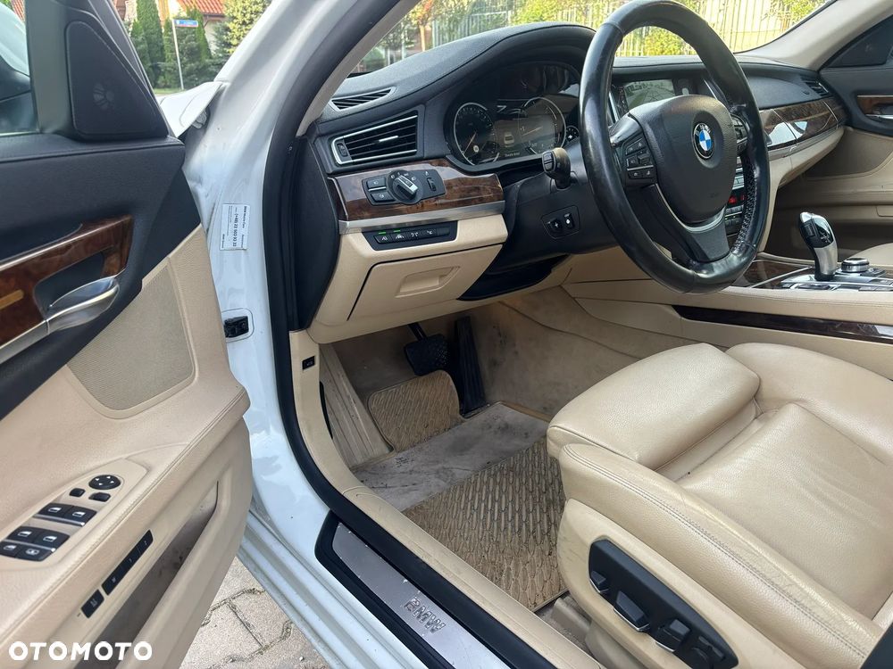 BMW Seria 7 - 9