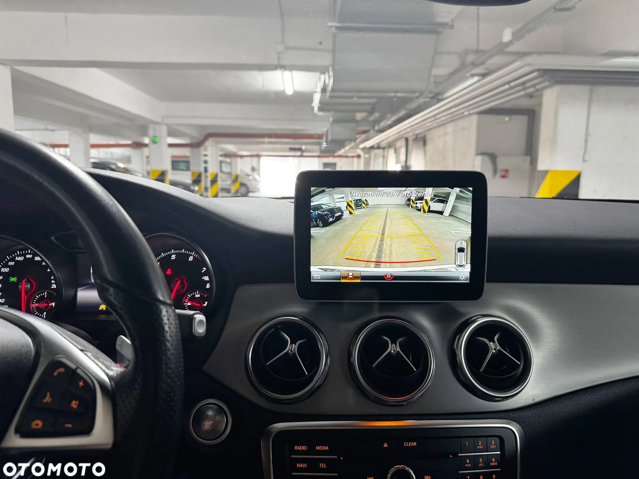 Mercedes-Benz GLA 200 7G-DCT AMG Line - 14