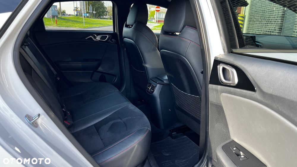 Kia ProCeed 1.6 T-GDI DCT7 OPF GT - 30