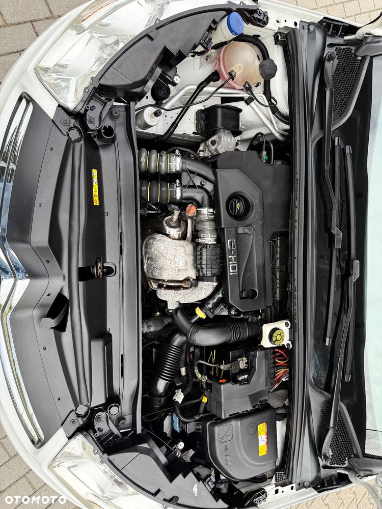 Citroën C4 e-HDi 110 EGS6 Stop/Start System Exclusive - 9