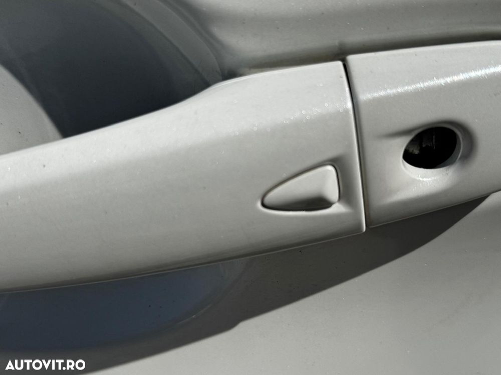 Nissan Qashqai 1.6 DCI DPF Start/Stop tekna - 19