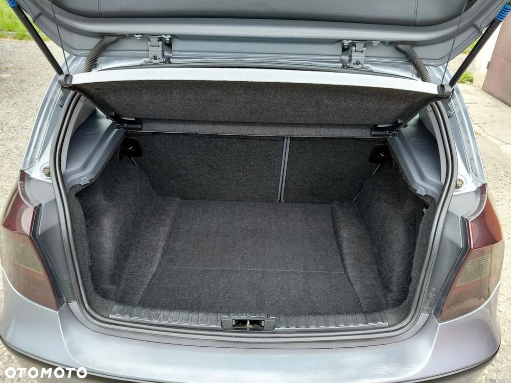 BMW Seria 1 - 18