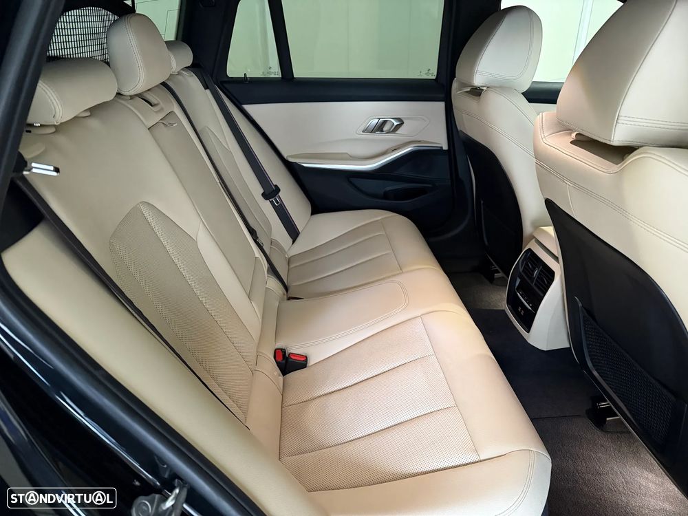 BMW 330 e Aut. M Sport - 6
