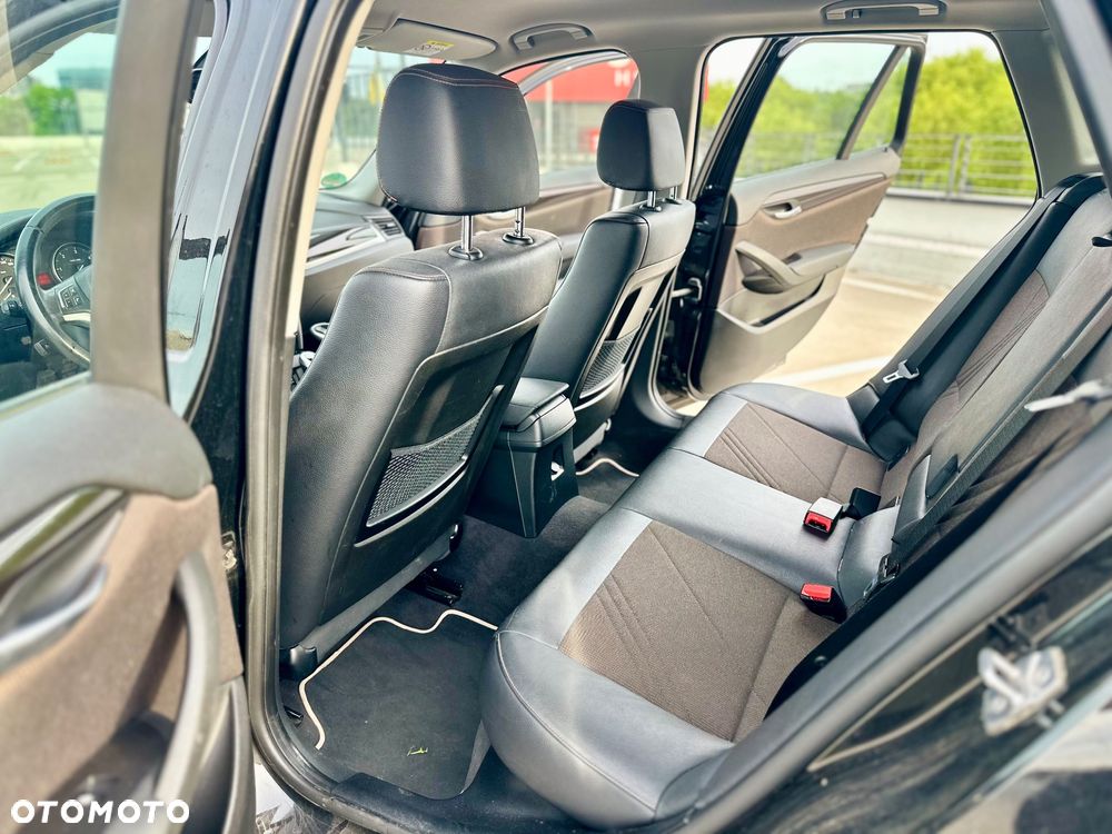 BMW X1 sDrive18d xLine - 9