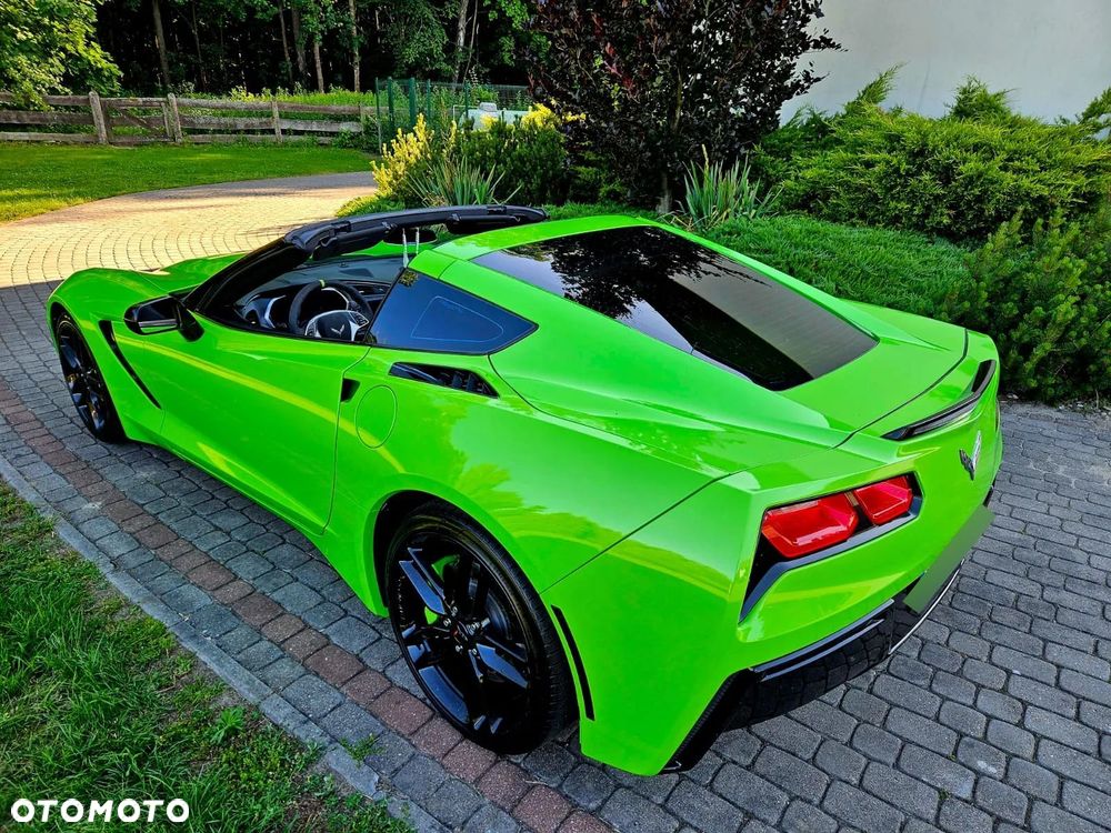 Chevrolet Corvette - 5