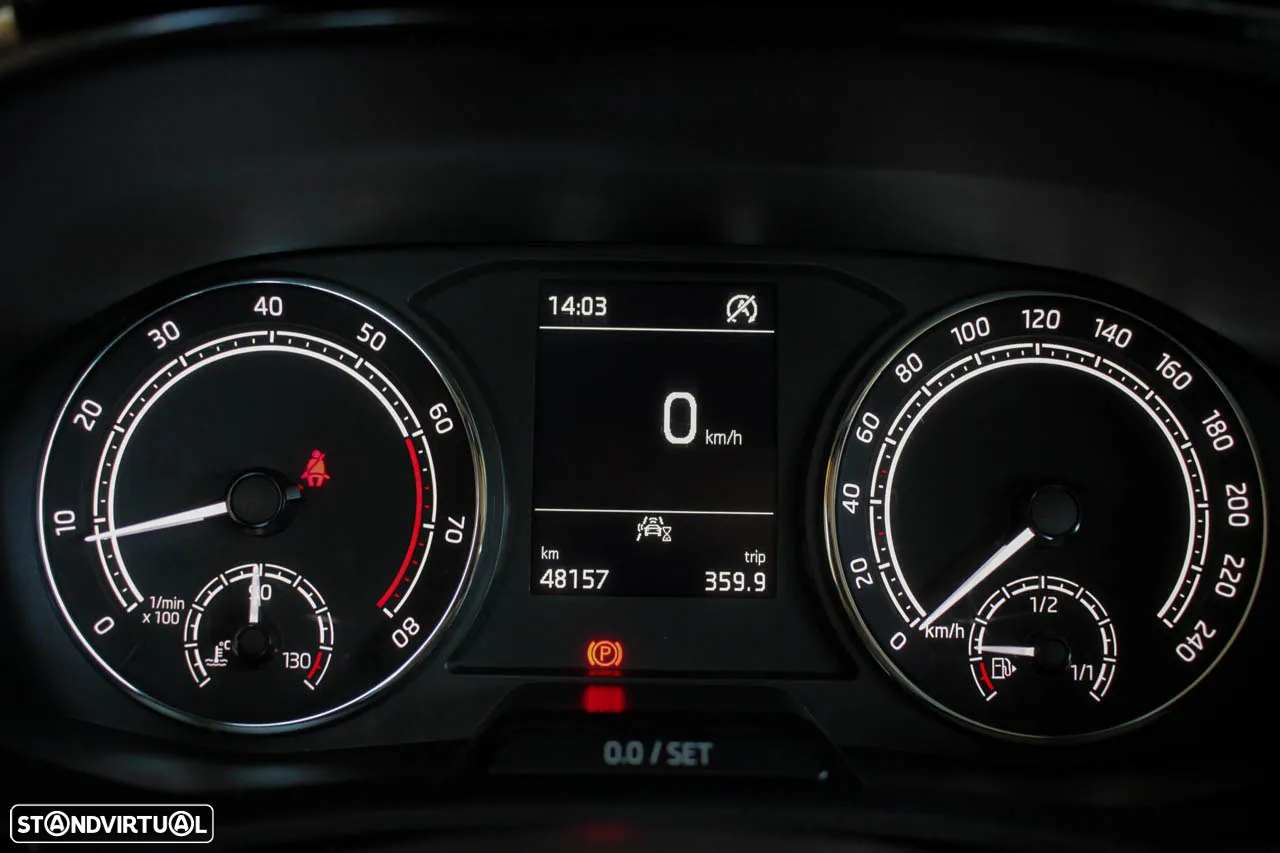 Skoda Fabia 1.0 MPI - 13