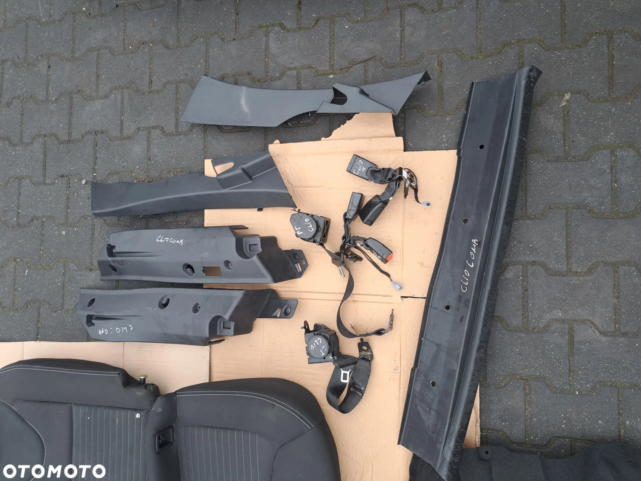 Renault Clio IV kombi kanapa tył fotele wykładzina pasy tylne plastiki tył komplet przekładka societa - 3