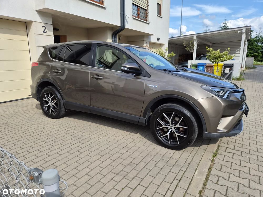 Toyota RAV4 Hybrid Premium 4x2 - 3