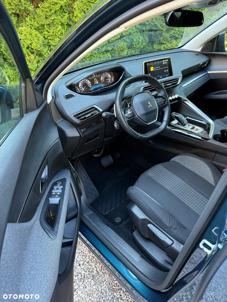 Peugeot 5008 - 12