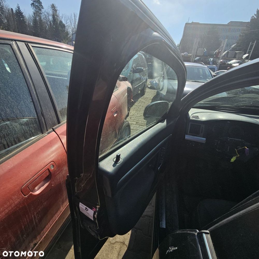 OPEL SIGNUM, kombi 2005r 1,8 B 90 kW / 122 KM (kod lak: Z20R) pojazd na części: maska, zderzak, drzwi, szyby, lusterka, chłodnica ... - 10