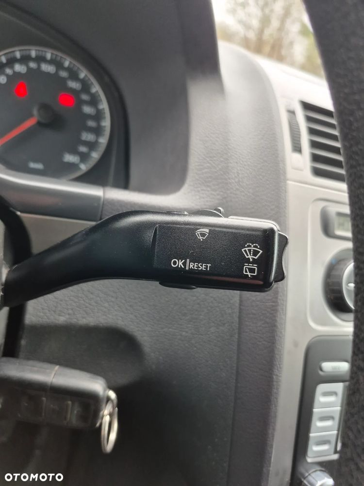 Volkswagen Touran 1.6 Trendline - 13