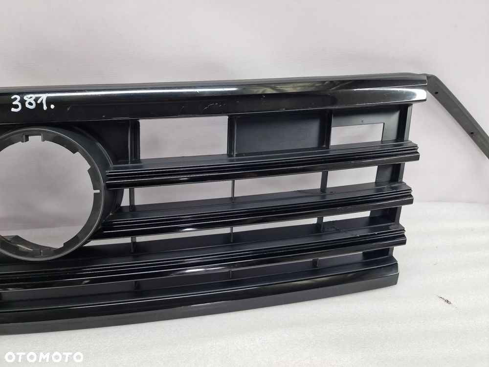 VW TOUAREG R EHYBRID 760 18- ATRAPA / GRILL PRZEDNI PRZÓD + USZCZELKA GÓRNA , NR 760853653B / 760853651K/J , NR AUKCJI GR381 - 4