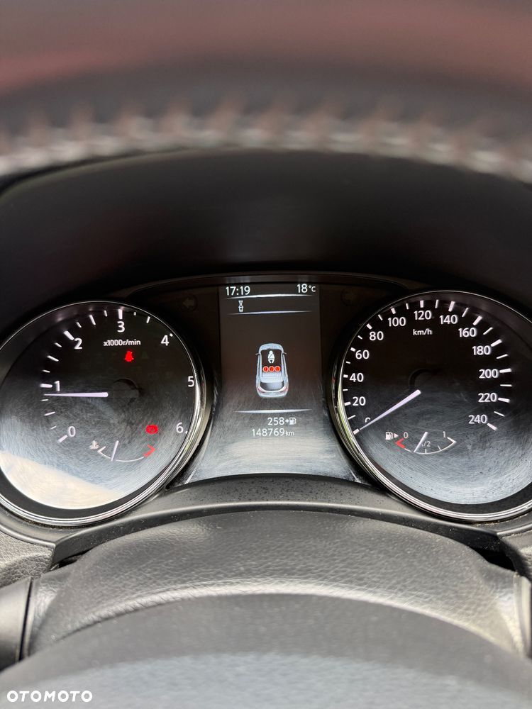Nissan Qashqai 1.6 DCi Tekna - 8