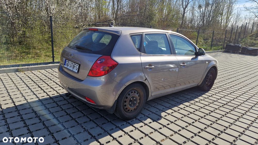 Kia Ceed 1.6 Crdi Comfort - 5