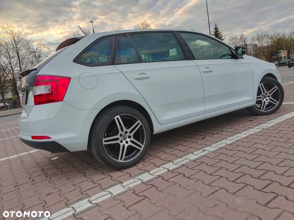 Skoda RAPID 1.2 TSI (Green tec) DSG Style - 5