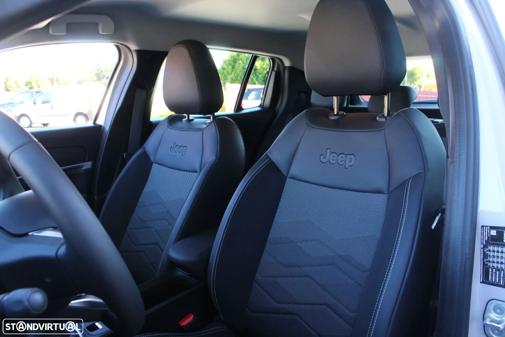 Jeep Avenger 1.2 GSE T3 Altitude - 10